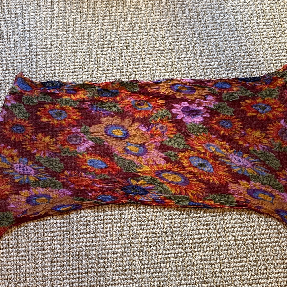 Floral Patterned Scarf - Picture 6 of 6
